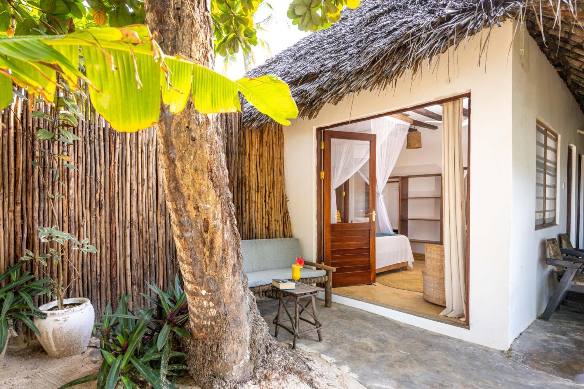 Poa Poa Bungalows Кивенга Екстериор снимка
